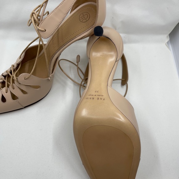The Row Diamond Pump Size 38 - Picture 4 of 8